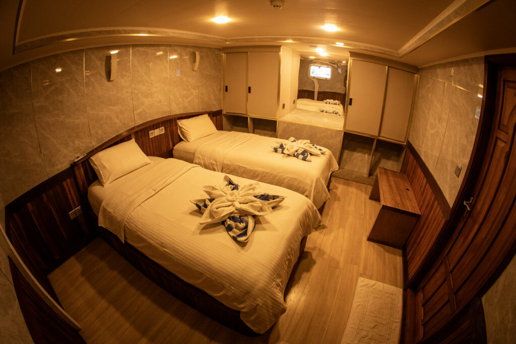 SeaRose II Twin state suite